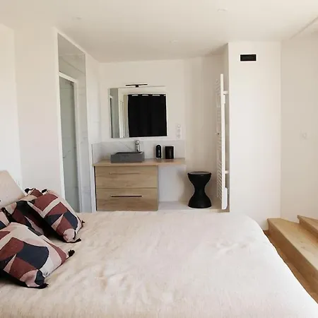 Port Jean - Maison De Designer Сен-Жан-ле-Тома